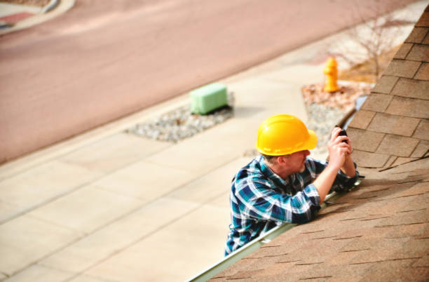 Roof Gutter Cleaning in Wallingford Center, CT